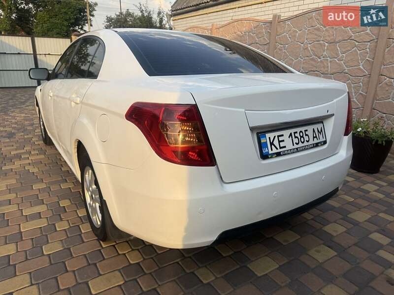 Седан FAW Besturn B50 2013 в Днепре