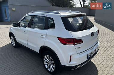 Внедорожник / Кроссовер FAW Besturn X40 2020 в 