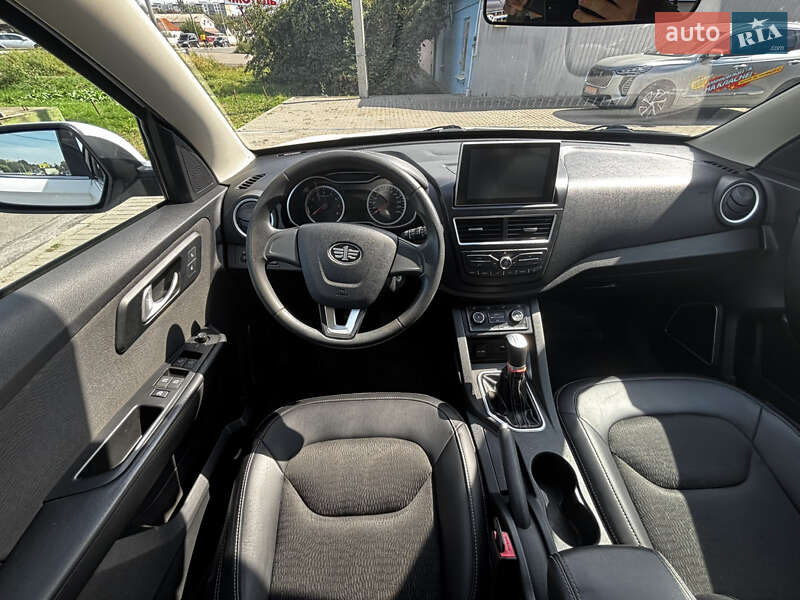 Позашляховик / Кросовер FAW Besturn X40 2020 в Полтаві фото 22 Позашляховик / Кросовер FAW Besturn X40 2020 в Полтаві