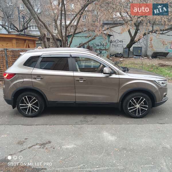 Внедорожник / Кроссовер FAW Besturn X40 2020 в Киеве фото 4 Внедорожник / Кроссовер FAW Besturn X40 2020 в Киеве