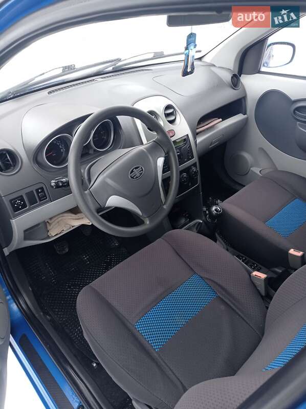 Хетчбек FAW V2 2013 в Любашівці