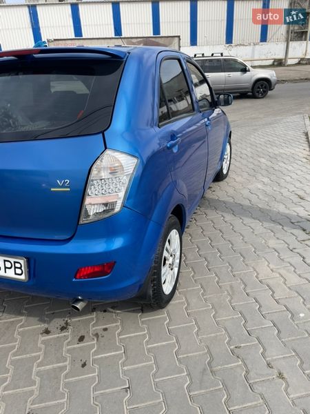 Хэтчбек FAW V2 2013 в Любашевке