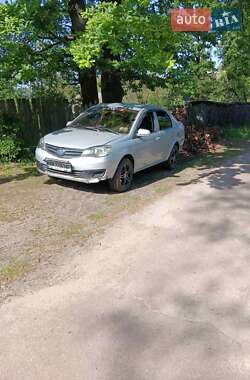 Седан FAW V5 2013 в 