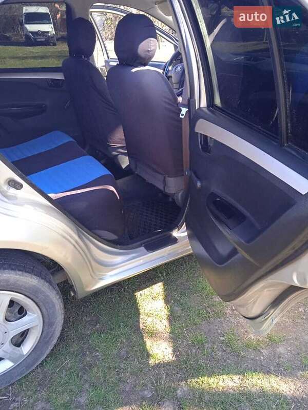 Седан FAW V5 2013 в Бердичеве