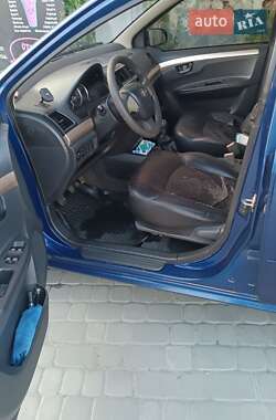 Седан FAW V5 2013 в 
