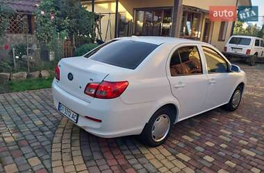 Седан FAW V5 2013 в 
