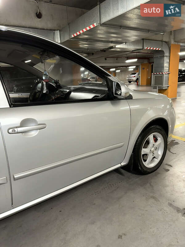 Седан FAW V5 2013 в Ізмаїлі фото 22 Седан FAW V5 2013 в Ізмаїлі