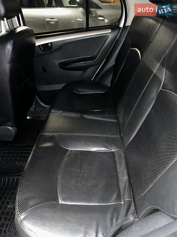 Седан FAW V5 2013 в Ізмаїлі фото 26 Седан FAW V5 2013 в Ізмаїлі