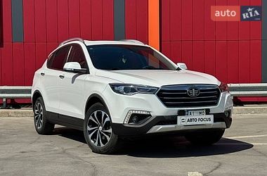 Внедорожник / Кроссовер FAW X80 2020 в Киеве