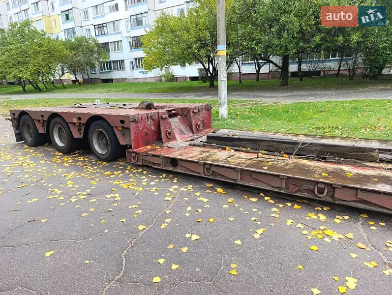 Низкорамна платформа Faymonville STBZ-VA 2004 в Дніпрі