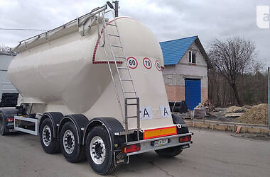 Цистерна полуприцеп Feldbinder EUT 2004 в 