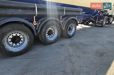 Цистерна Feldbinder EUT 2000 в Каменском
