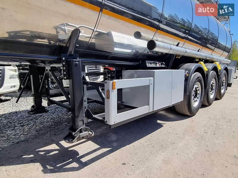 Цистерна напівпричіп Feldbinder FFB 2003 в Вінниці фото 16 Цистерна напівпричіп Feldbinder FFB 2003 в Вінниці