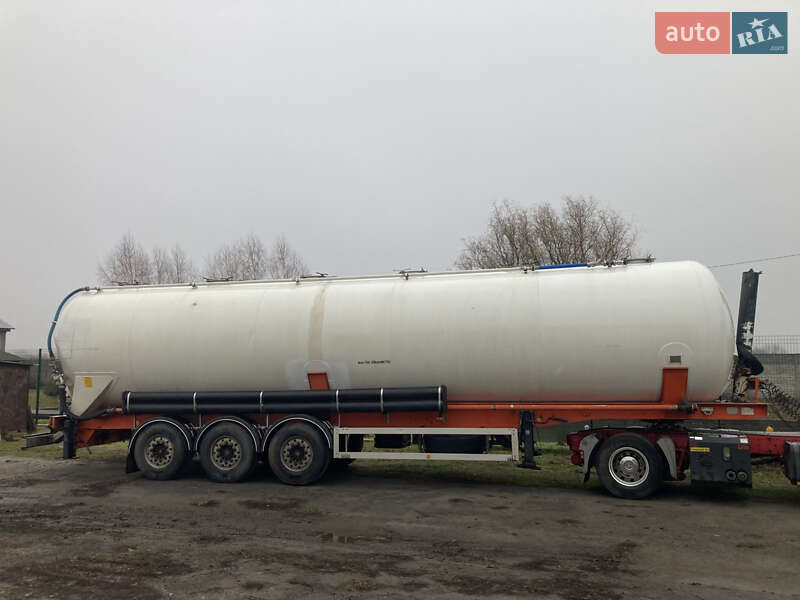 Цистерна полуприцеп Feldbinder KIP 2000 в Киеве