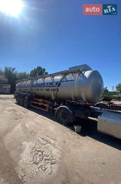 Цистерна полуприцеп Feldbinder TSA 1994 в Киеве