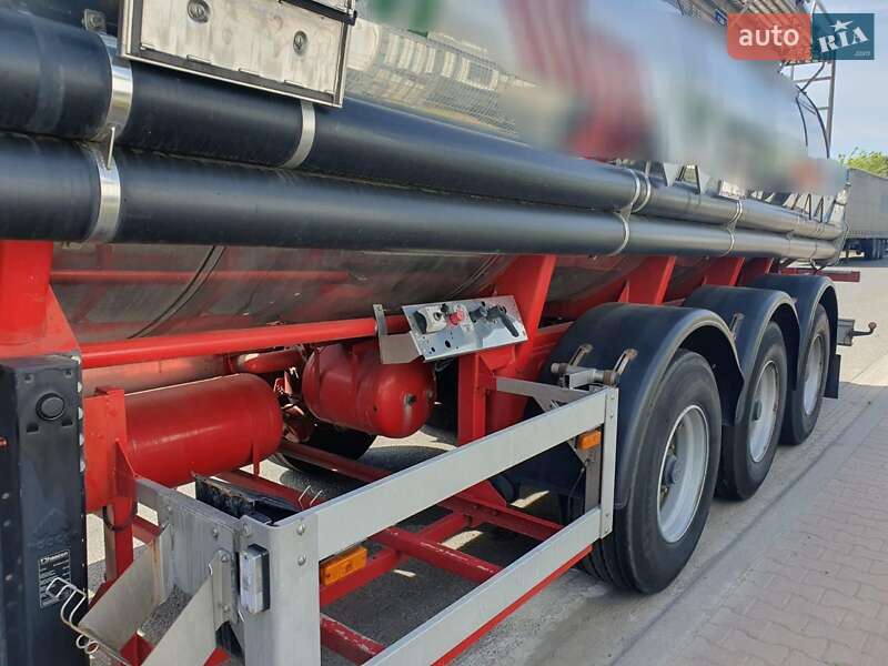 Цистерна напівпричіп Feldbinder TSA 1997 в Одесі фото 3 Цистерна напівпричіп Feldbinder TSA 1997 в Одесі