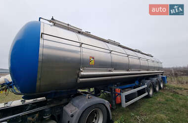 Цистерна Feldbinder TSA 1991 в Дніпрі