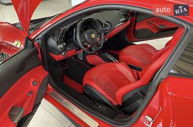 Купе Ferrari 488 GTB 2016 в 