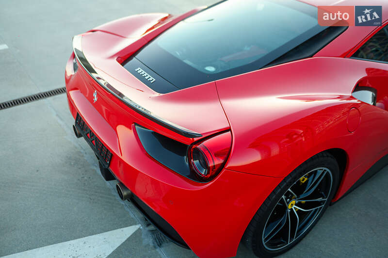 Купе Ferrari 488 GTB 2016 в Одессе