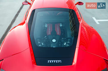 Купе Ferrari 488 GTB 2016 в 
