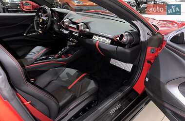 Купе Ferrari 812 Superfast 2020 в 