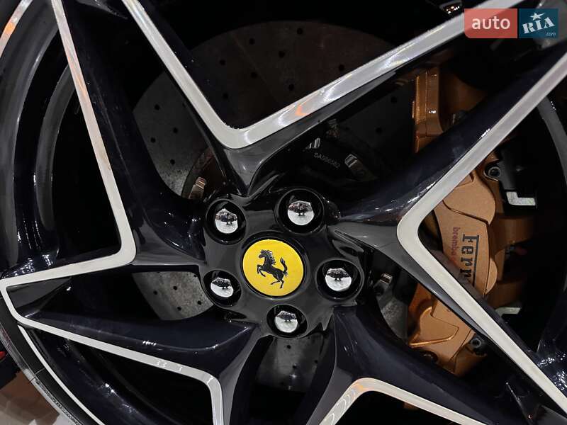 Позашляховик / Кросовер Ferrari F8 2021 в Одесі