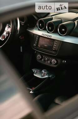 Хетчбек Ferrari FF 2013 в 