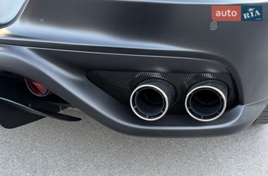 Купе Ferrari FF 2013 в Киеве