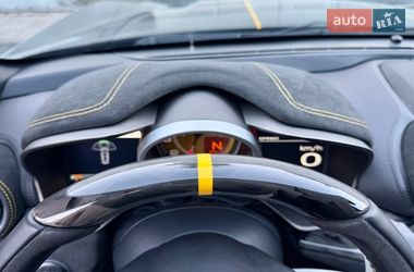 Купе Ferrari FF 2013 в Киеве