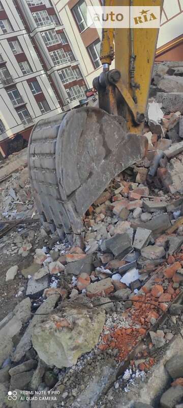 Гусеничний екскаватор Fiat-Hitachi EX 2001 в Івано-Франківську