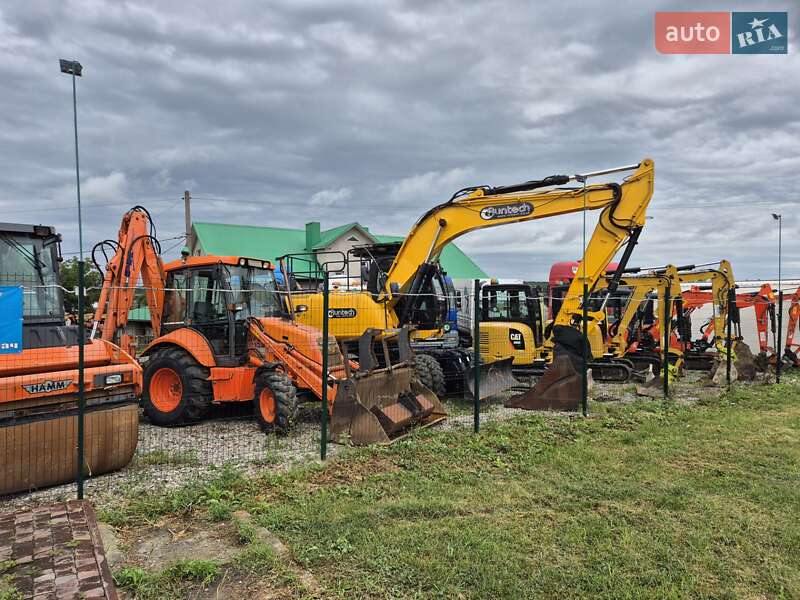 Экскаватор погрузчик FIAT-Kobelco FB 2004 в Бучаче
