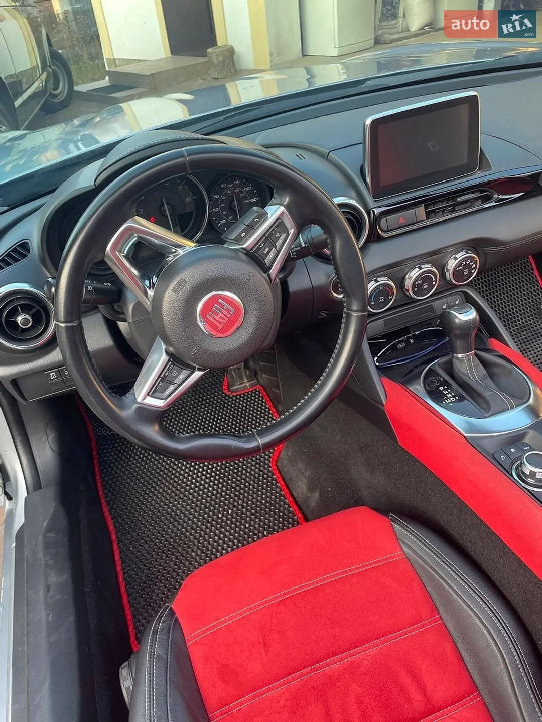 2018 Fiat 124 Spider - мініатюра 4
