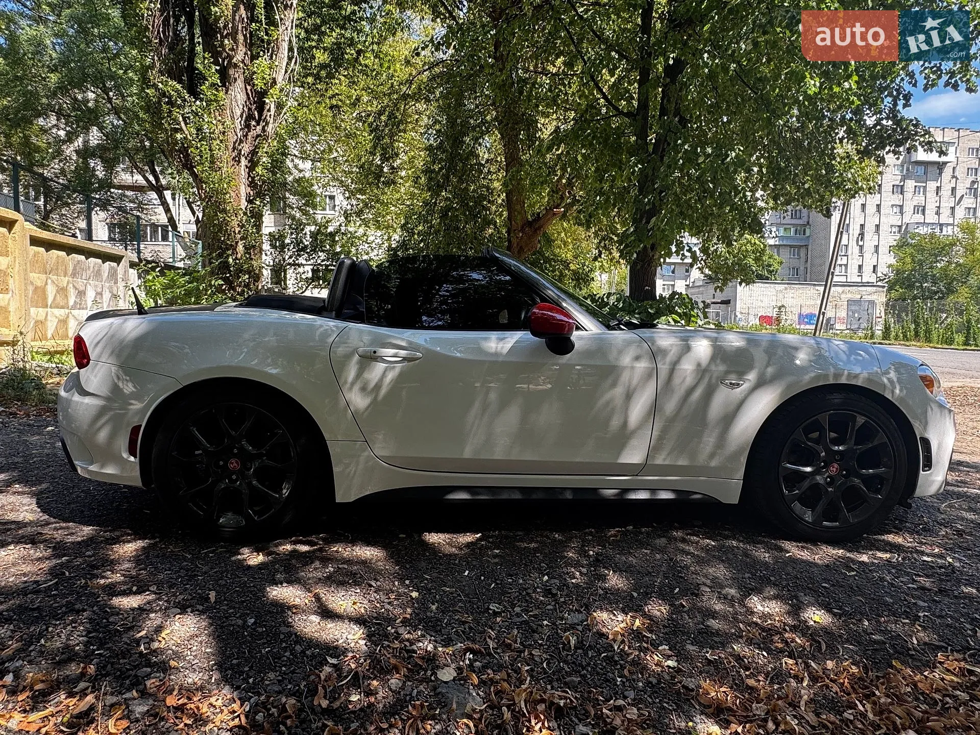 2017 Fiat 124 Spider - мініатюра 24