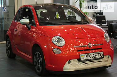 Хэтчбек Fiat 500 2013 в 