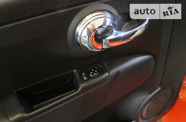Хэтчбек Fiat 500 2013 в 