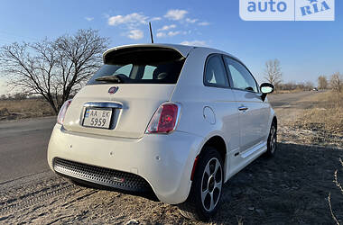 Хэтчбек Fiat 500 2015 в Киеве