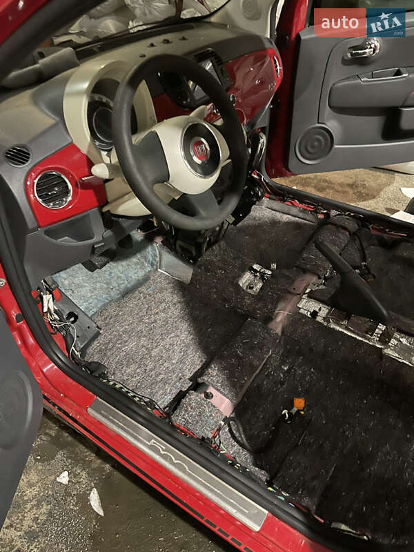 Хэтчбек Fiat 500 2011 в Казатине