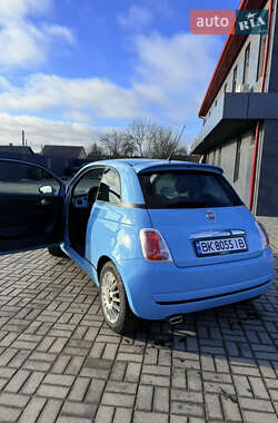 Хэтчбек Fiat 500 2010 в 