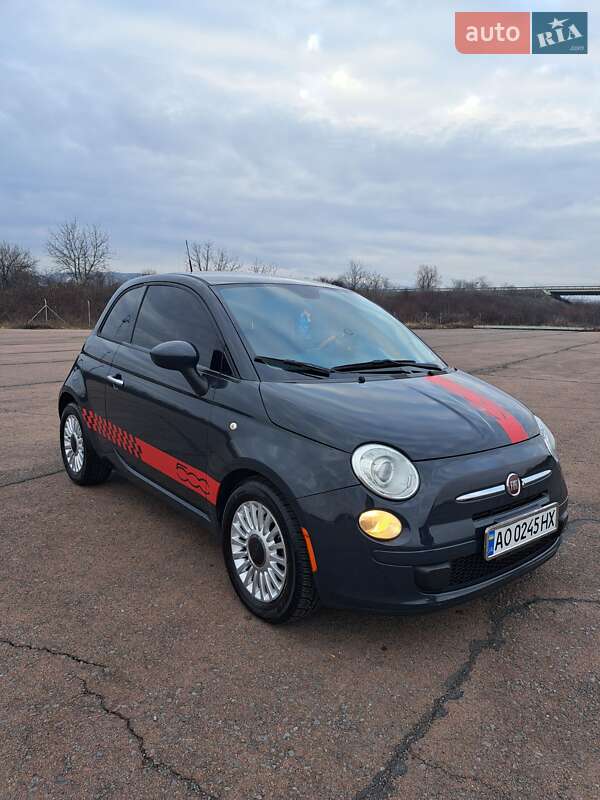 Хэтчбек Fiat 500 2015 в Ужгороде