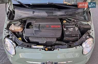 Хэтчбек Fiat 500 2012 в 