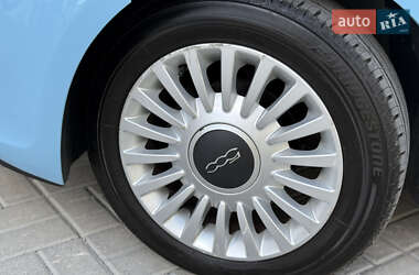 Хэтчбек Fiat 500 2012 в 
