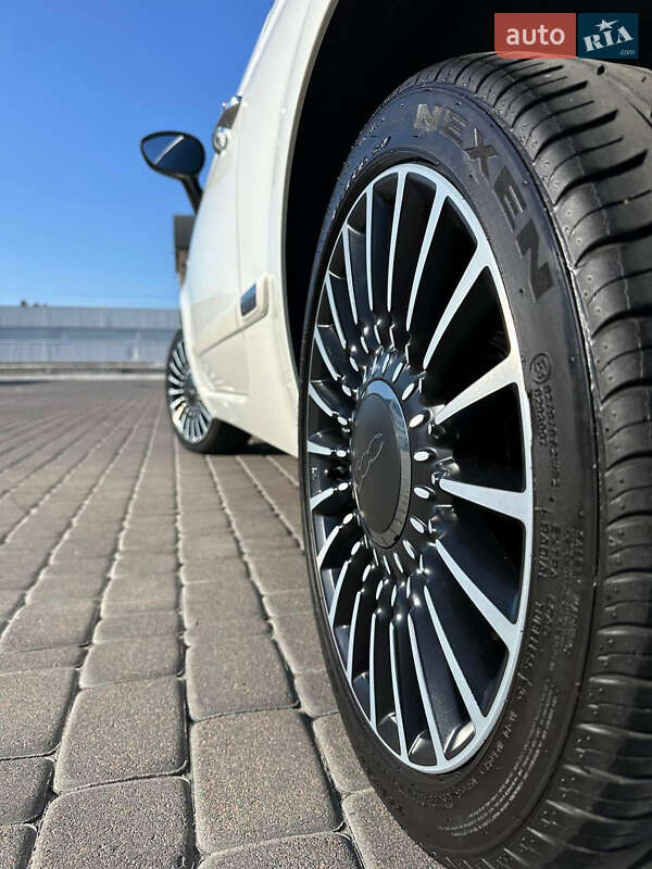 Хетчбек Fiat 500 2017 в Києві