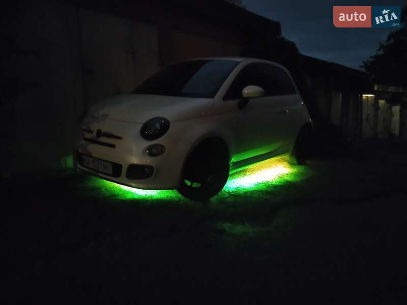Хетчбек Fiat 500 2015 в Києві