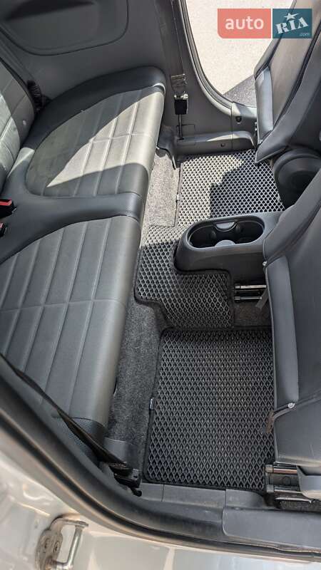 Хэтчбек Fiat 500 2011 в Киеве