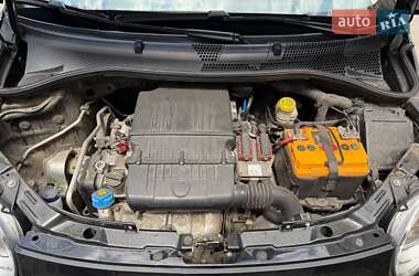 Хэтчбек Fiat 500 2011 в 