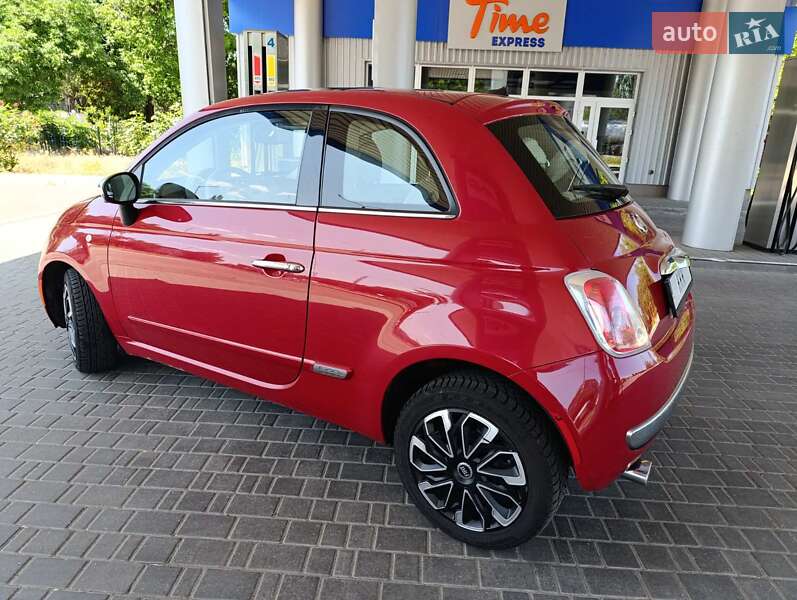 Хэтчбек Fiat 500 2011 в Николаеве