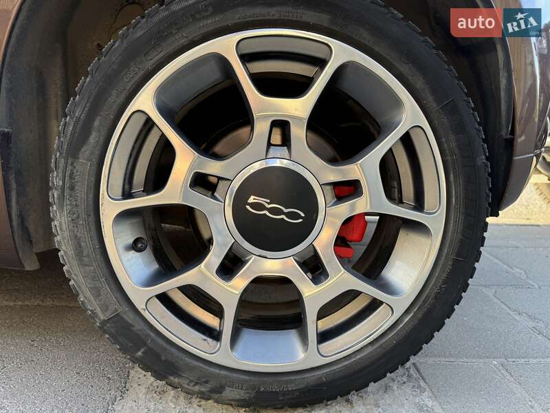 Хэтчбек Fiat 500 2015 в Львове