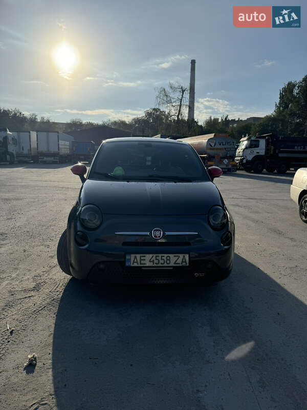 Хэтчбек Fiat 500 2015 в Днепре фото 2 Хэтчбек Fiat 500 2015 в Днепре