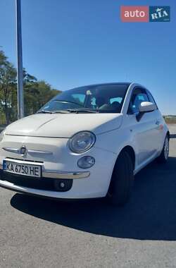 Хэтчбек Fiat 500 2009 в 