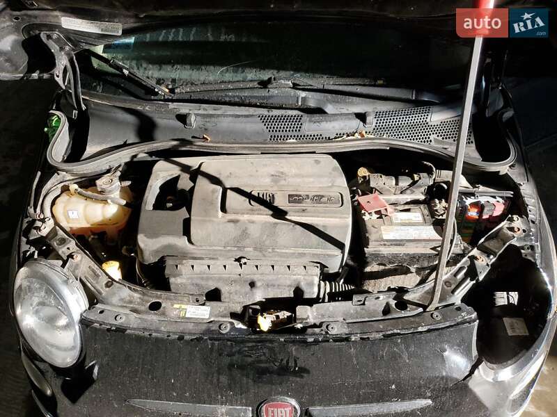 Хэтчбек Fiat 500 2016 в Львове